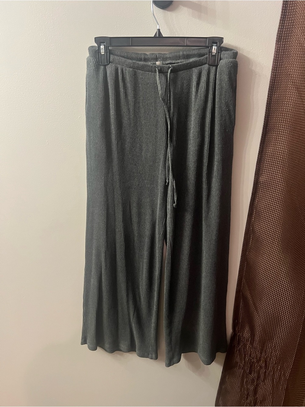 Hollister Ribbed Lounge Pants with Drawstring - Charcoal